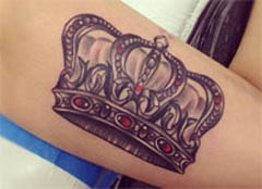 что означает татуировка с короной