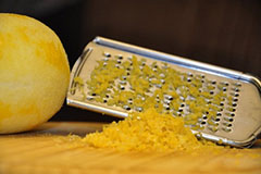 как убрать горечь из цедры лимона