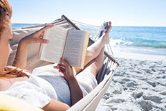 почему читать на пляже вредно